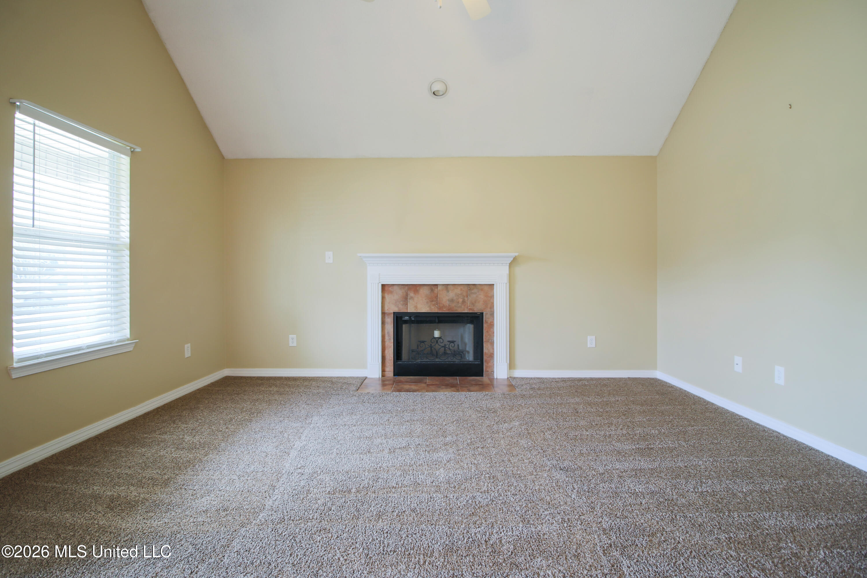 375 Nelson Road Biloxi, MS 39531 - Photo 5 of 19 IMG_8470