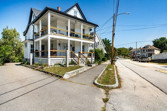 $659,000 | 26 Reservoir Avenue, Manchester, NH 03104