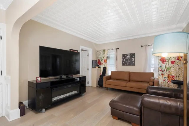 $659,000 | 26 Reservoir Avenue, Manchester, NH 03104