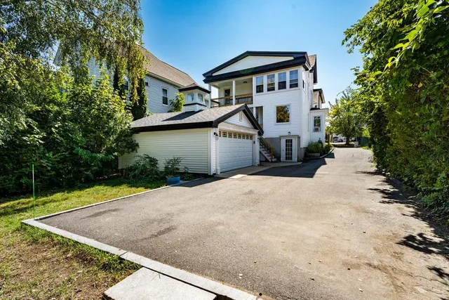 $659,000 | 26 Reservoir Avenue, Manchester, NH 03104