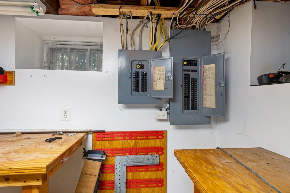 26 Reservoir Avenue Manchester, NH 03104 - Photo 56 of 60