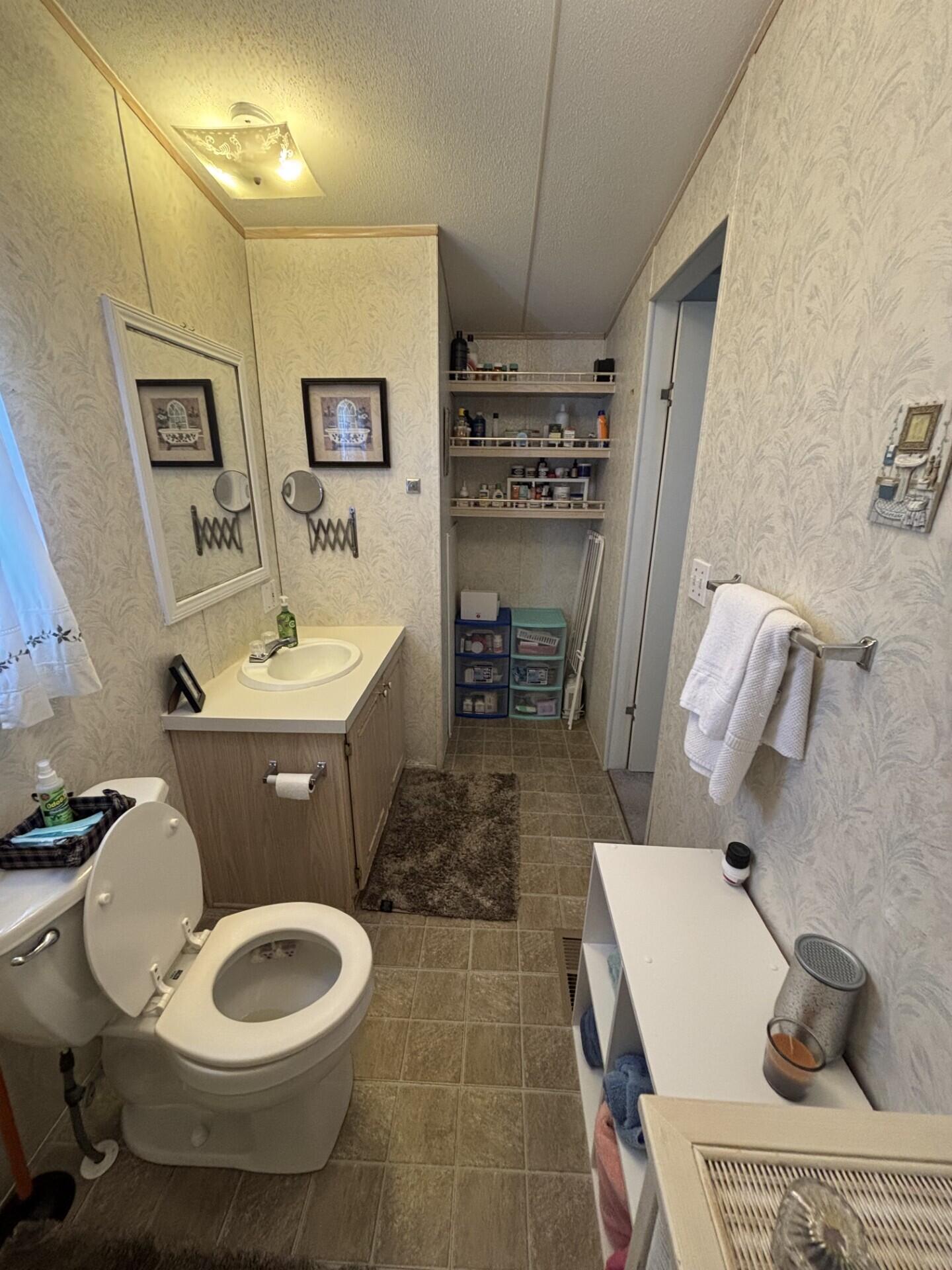 5381 Southwest 35th Street Davie, FL 33314 - Photo 26 of 33 thumbnail_IMG_4770