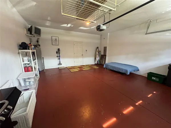 $2,700 | 1483 Hillview Lane, Tarpon Springs, FL 34689