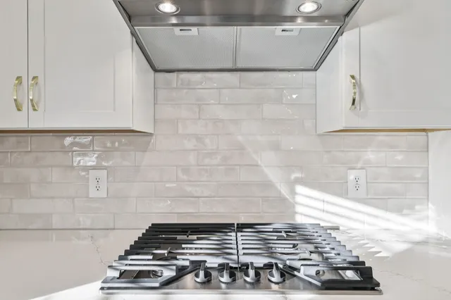 a close view of a stove