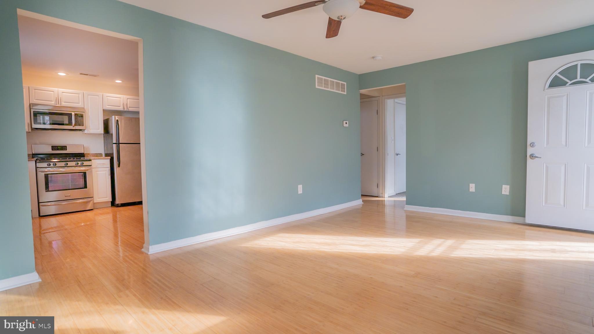 1527 Rhawn Street Philadelphia, PA 19111 - Photo 9 of 41 Living Room