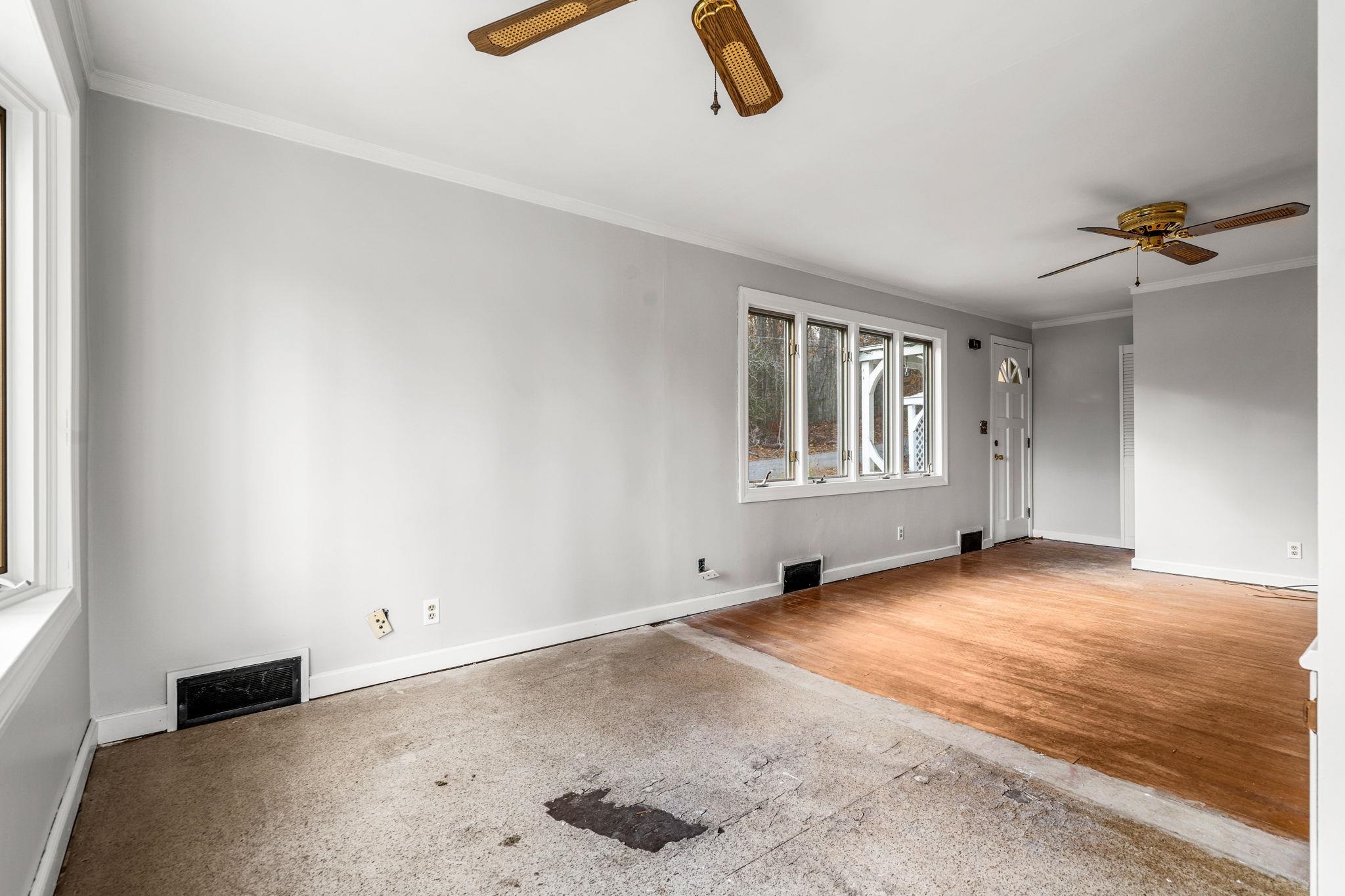 19 McGrath Road Pelham, NH 03076 - Photo 13 of 40 Gallery Image 13