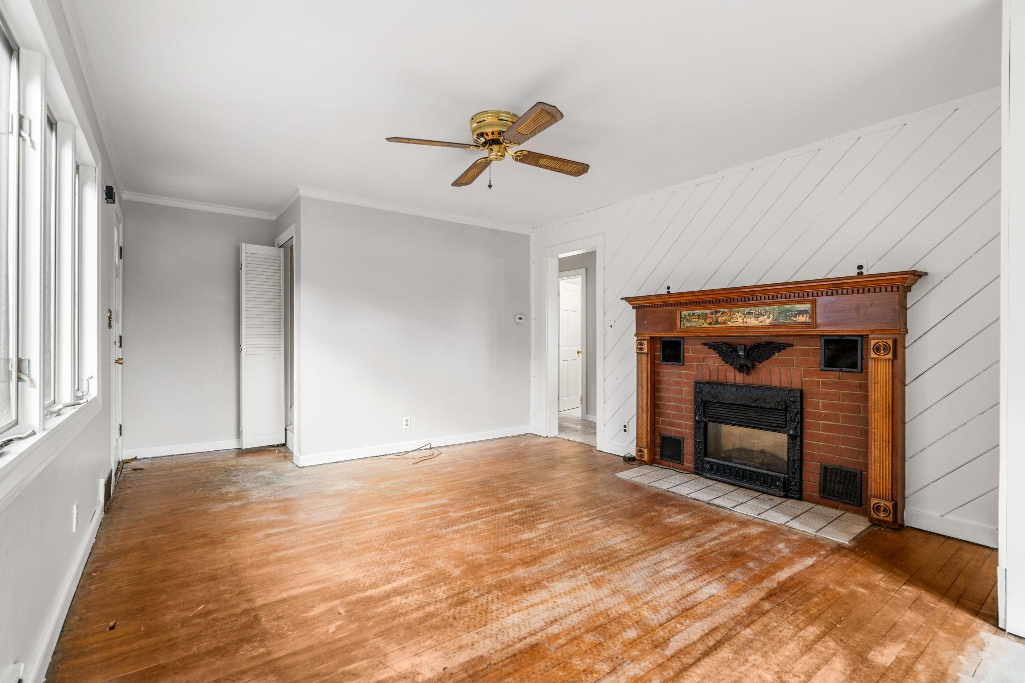 19 McGrath Road Pelham, NH 03076 - Photo 10 of 40 Gallery Image 10