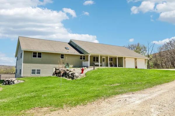 $1,295,000 | W11590 County Road J, Lodi, WI 53555