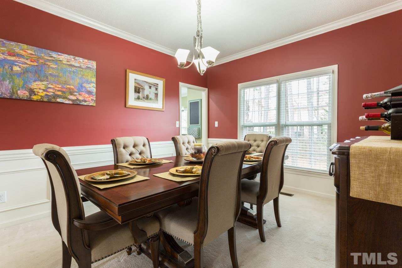 2328 Bolingbrook Lane Raleigh, NC 27613 - Photo 11 of 30