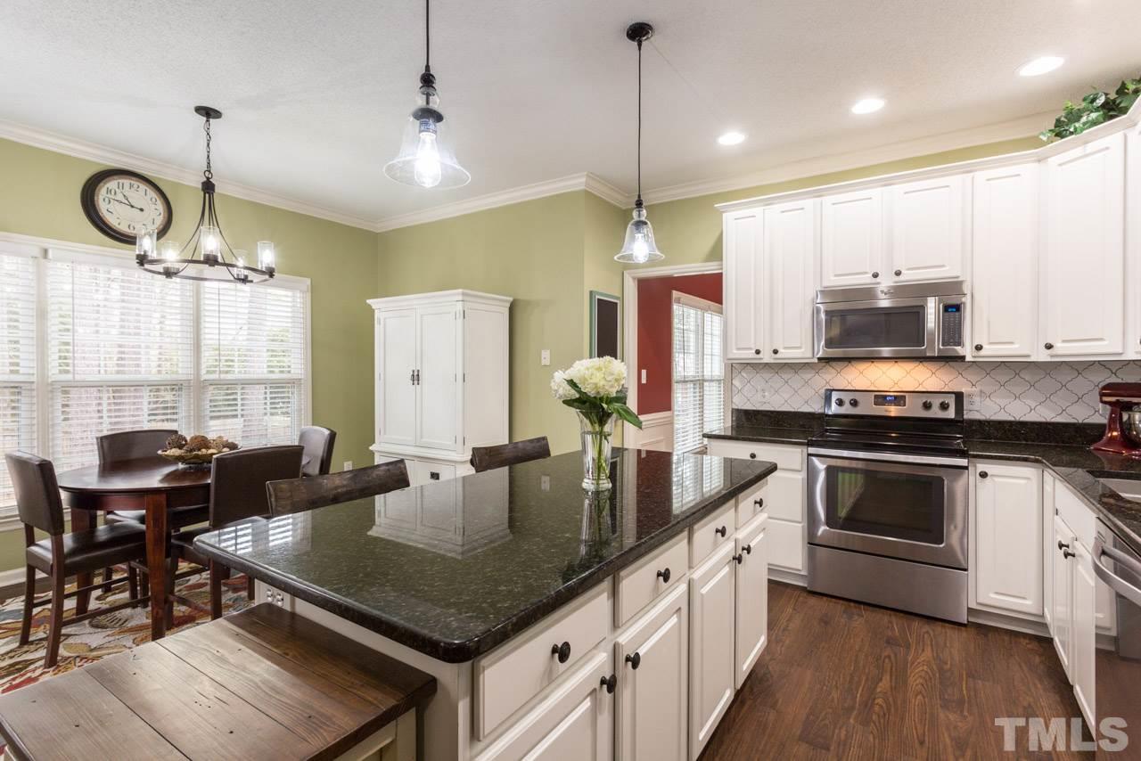 2328 Bolingbrook Lane Raleigh, NC 27613 - Photo 16 of 30