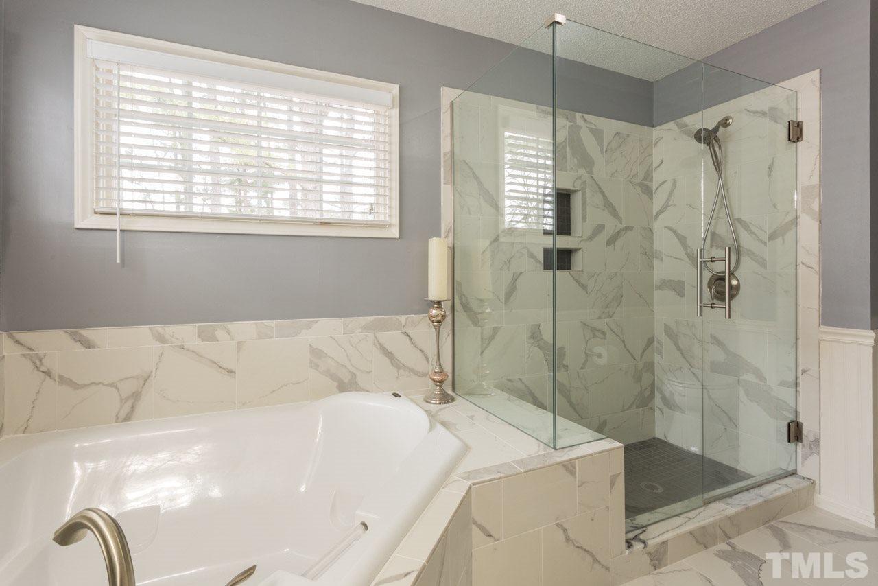 2328 Bolingbrook Lane Raleigh, NC 27613 - Photo 25 of 30