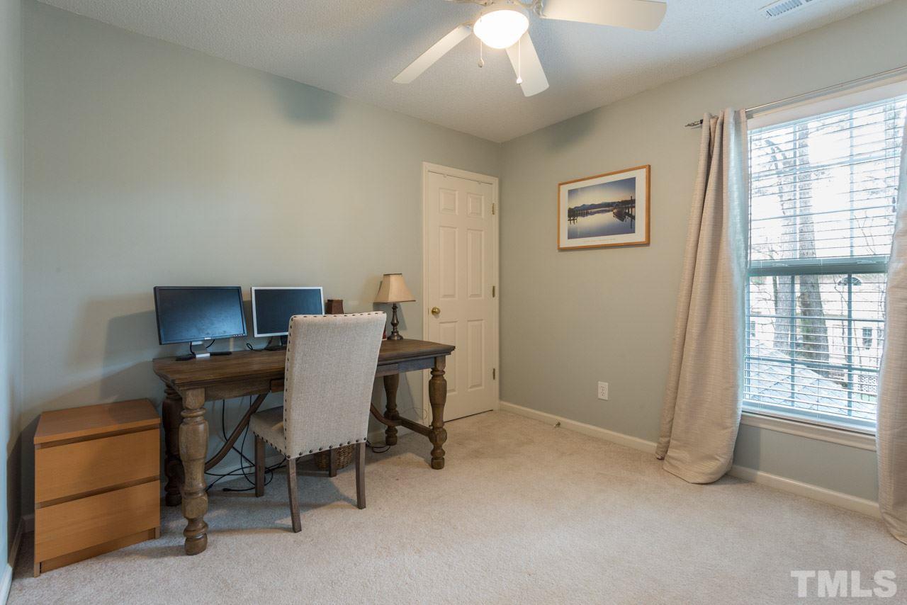 2328 Bolingbrook Lane Raleigh, NC 27613 - Photo 26 of 30