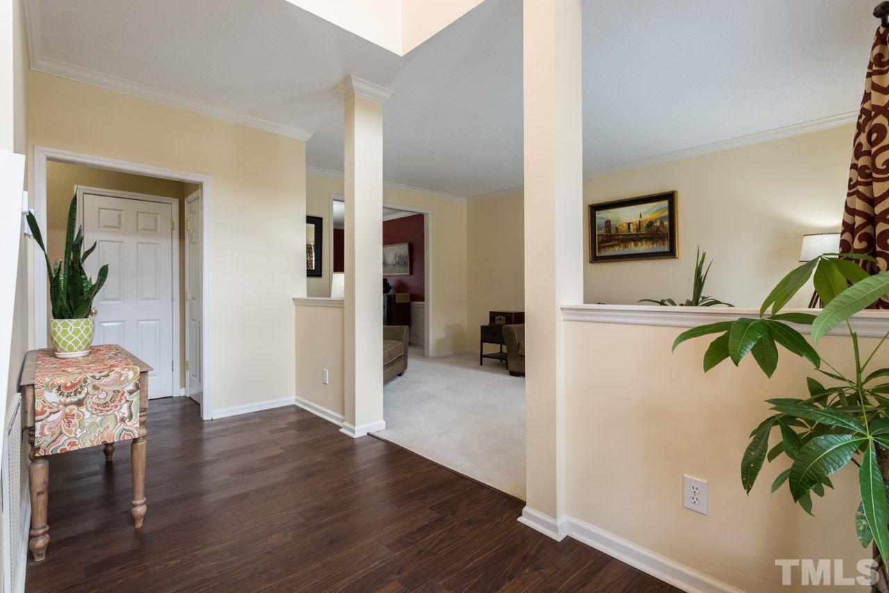 2328 Bolingbrook Lane Raleigh, NC 27613 - Photo 6 of 30
