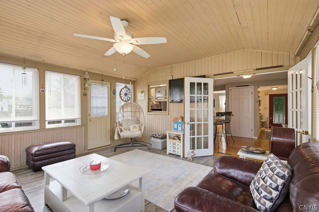 4203 Gopher Circle Clay, NY 13090 - Photo 22 of 47