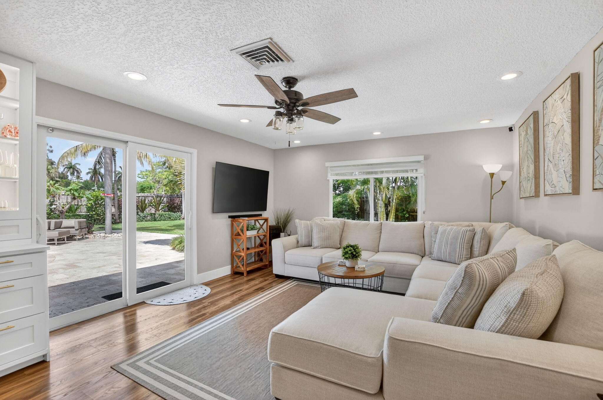 6951 Northeast 7th Avenue Boca Raton, FL 33487 - Photo 22 of 60 22-web-or-mls-DSC_1982