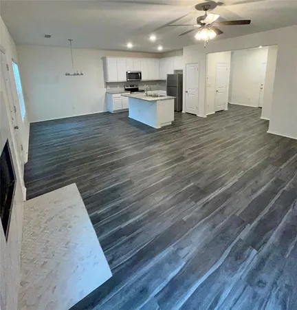$330,000 | 103 East 15th Street, Bonham, TX 75418