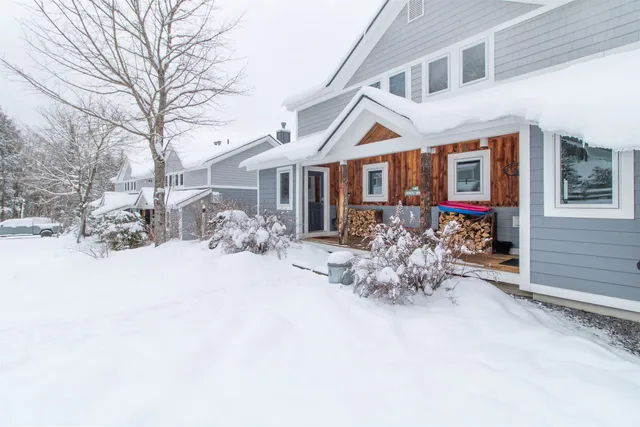 $675,000 | 203 Powderhorn Road, Unit 1001, Burke, VT 05832