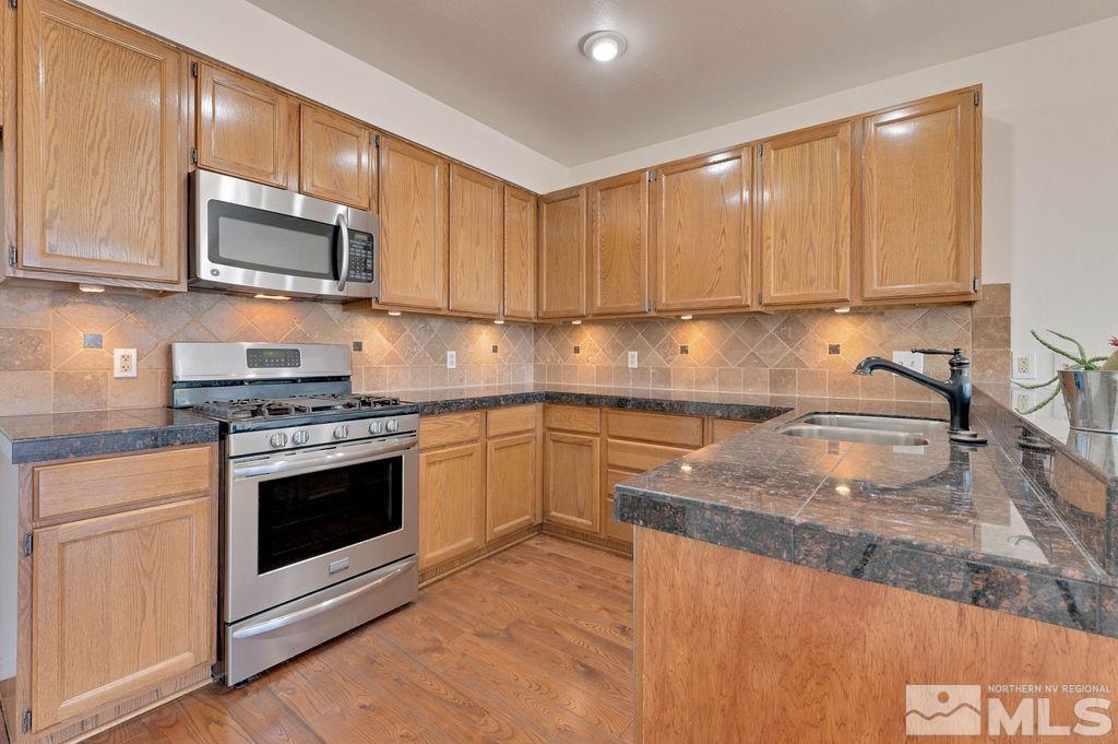 2380 Gold Ridge Drive Reno, NV 89509 - Photo 12 of 38 Photo 12