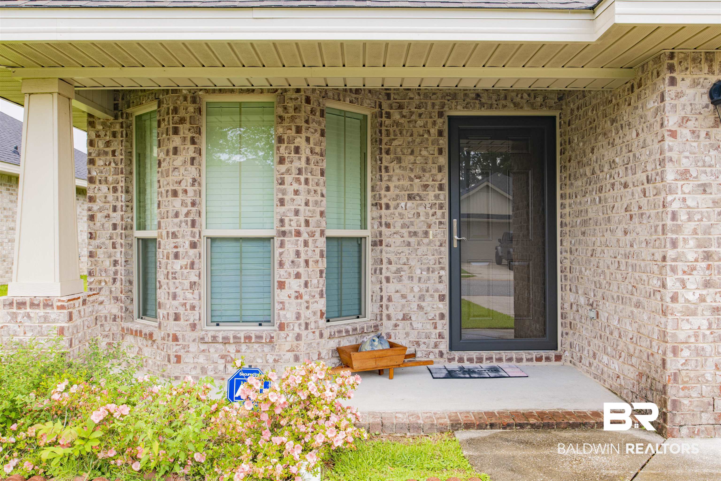 288 Wyatt Court Foley, AL 36535 - Photo 2 of 20 Covered Front Porch