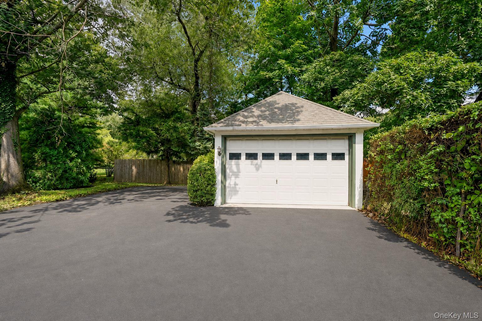 29 Redfield Street Rye, NY 10580 - Photo 22 of 27 Detached Garage