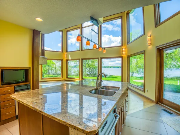 $1,285,000 | 10586 Turtle River Lake Road Northeast, Bemidji, MN 56601