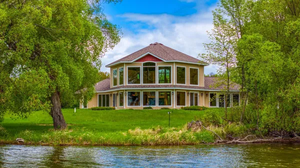 $1,285,000 | 10586 Turtle River Lake Road Northeast, Bemidji, MN 56601