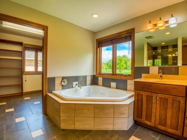 $1,285,000 | 10586 Turtle River Lake Road Northeast, Bemidji, MN 56601