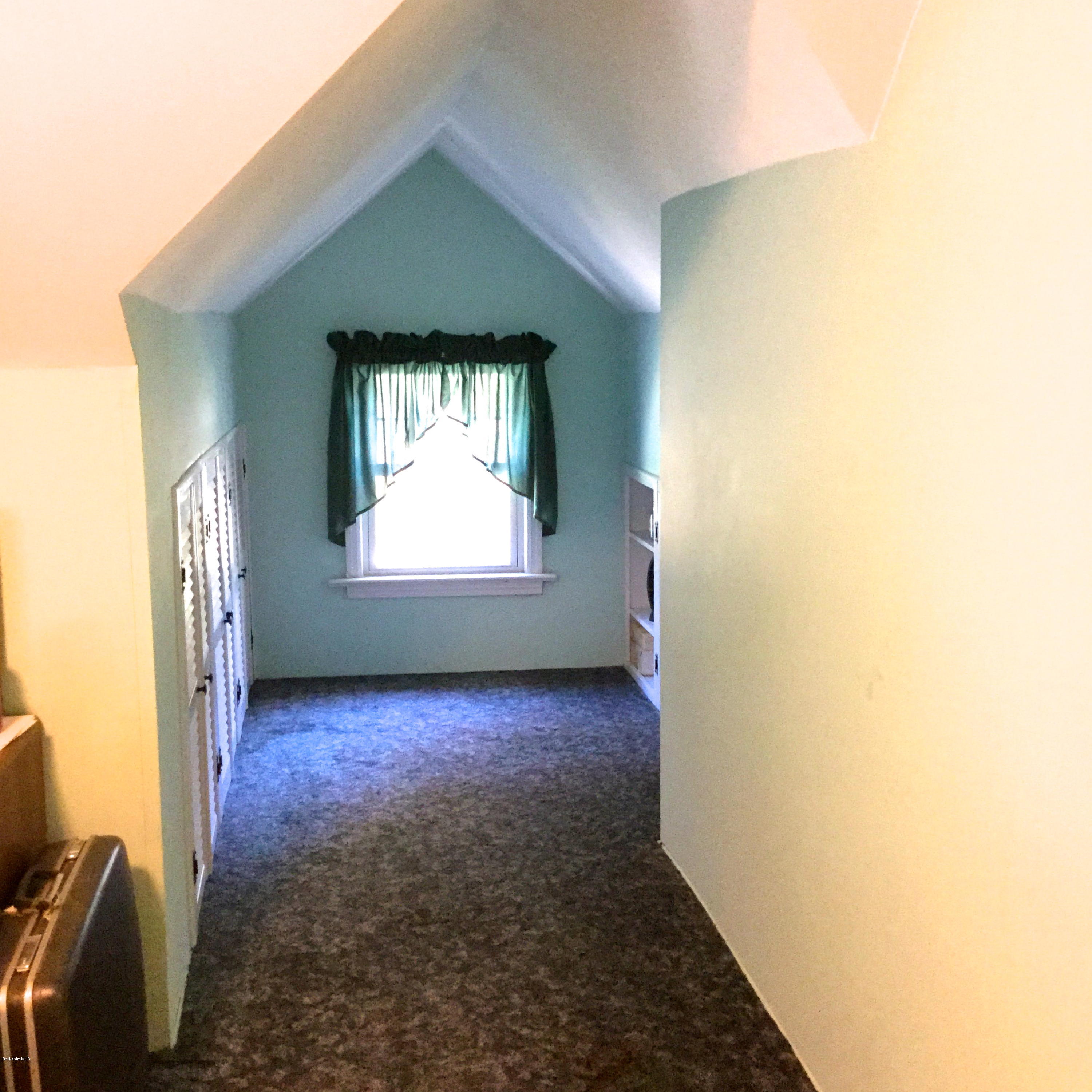 258 Holmes Road Pittsfield, MA 01201 - Photo 21 of 32 IMG_2052
