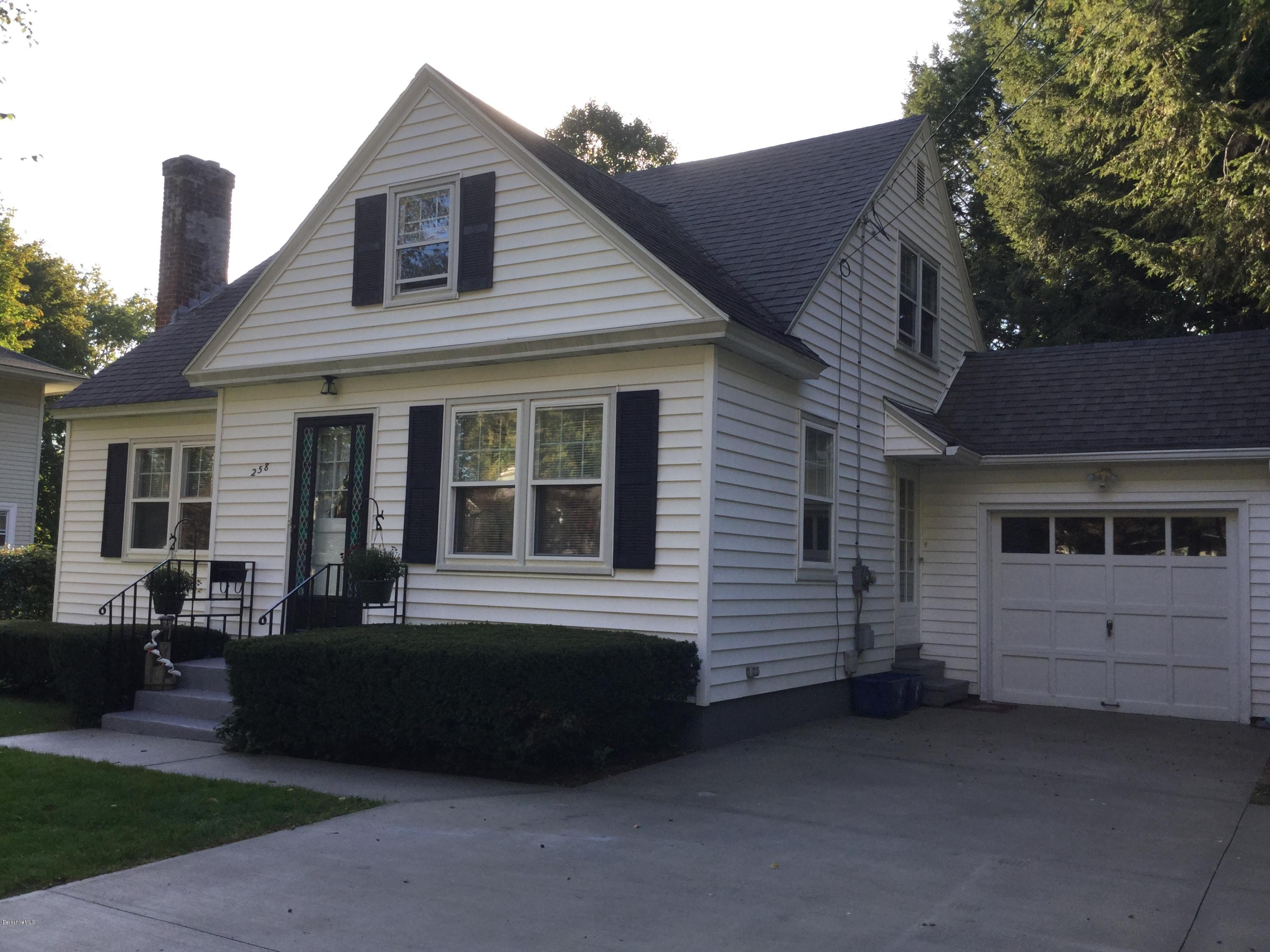 258 Holmes Road Pittsfield, MA 01201 - Photo 29 of 32 IMG_2024