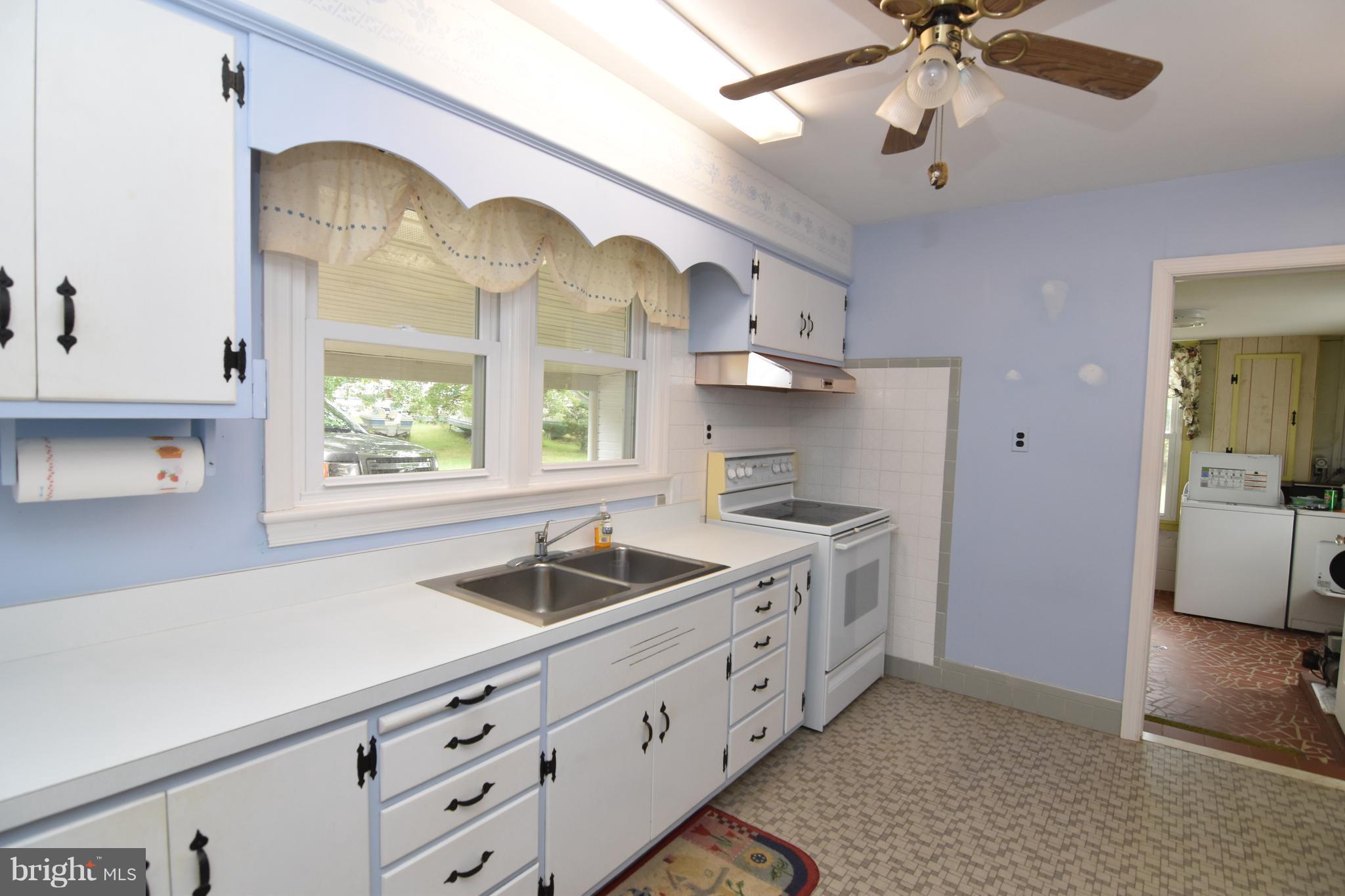 38000 Ed Brown Road Coltons Point, MD 20626 - Photo 9 of 30 Kitchen