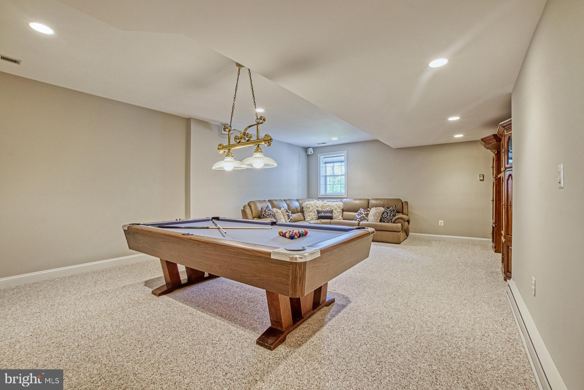 20052 Valhalla Square Ashburn, VA 20147 - Photo 19 of 30 POOL TABLE CONVEYS!