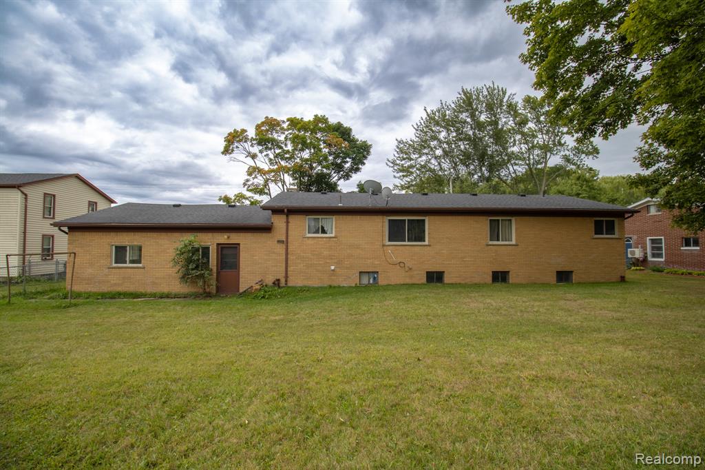 11329 29 Mile Road Washington, MI 48095 - Photo 32 of 35 Gallery Image 32