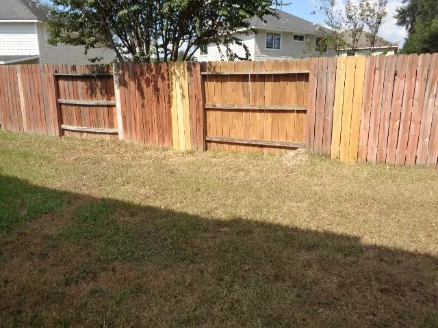 $1,695 | 1615 Redbud Grove Court, Conroe, TX 77301