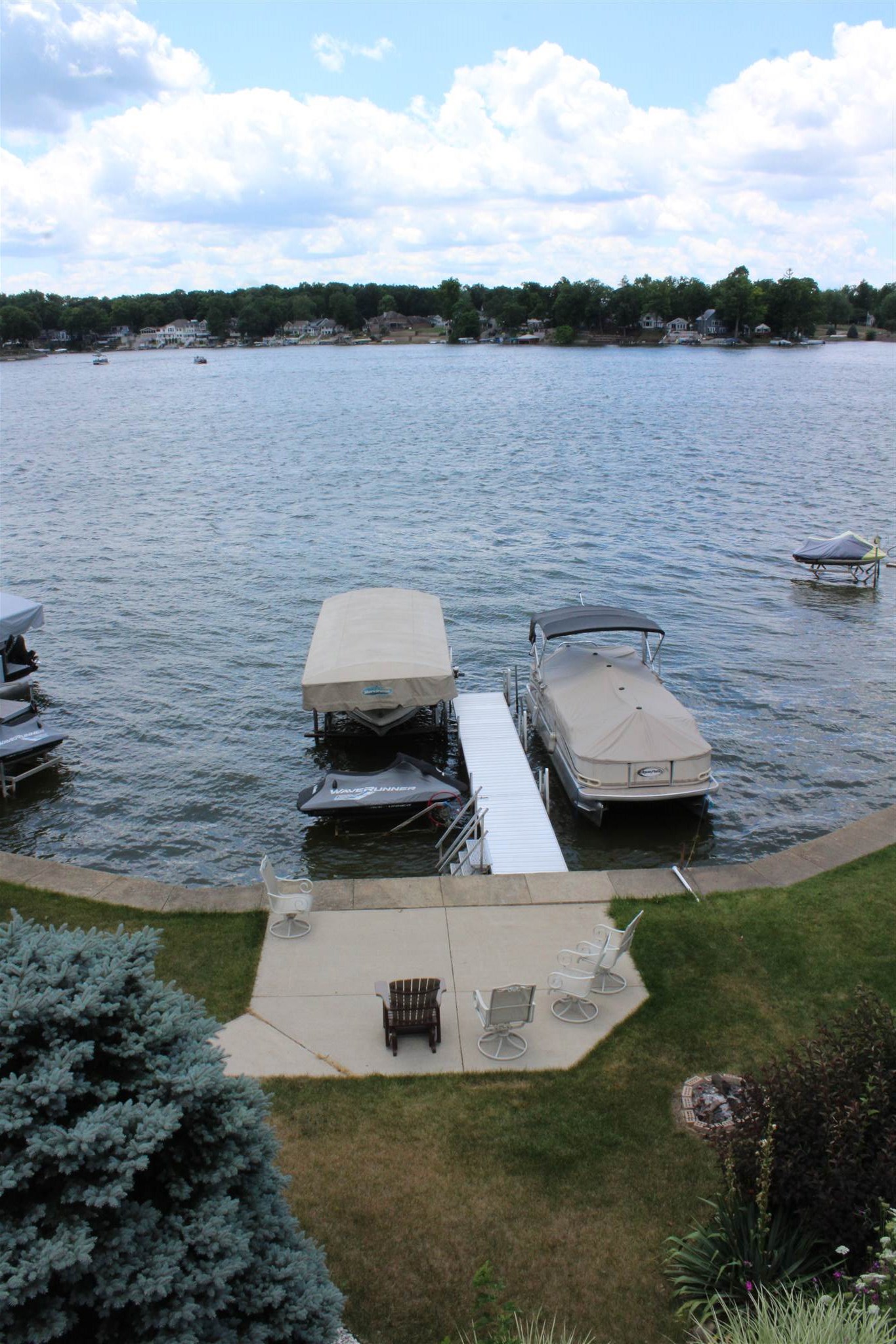 580 Spring Beach Road Rome City, IN 46784 - Photo 2 of 36
