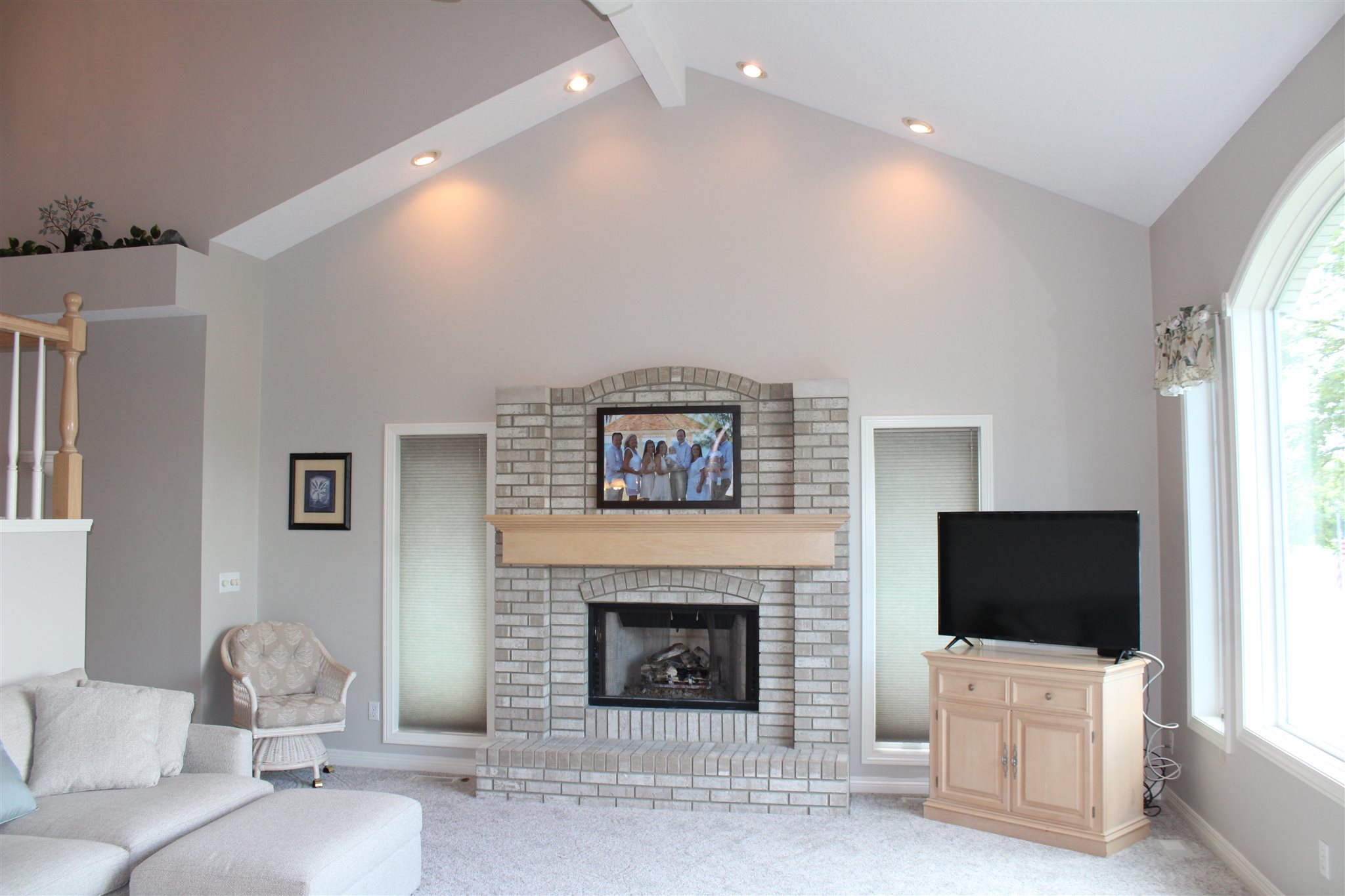 580 Spring Beach Road Rome City, IN 46784 - Photo 6 of 36