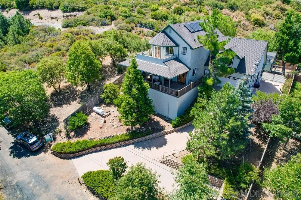 753 Ridgewood Drive Julian, CA 92036 - Photo 33 of 48 an aerial view of a house with a yard