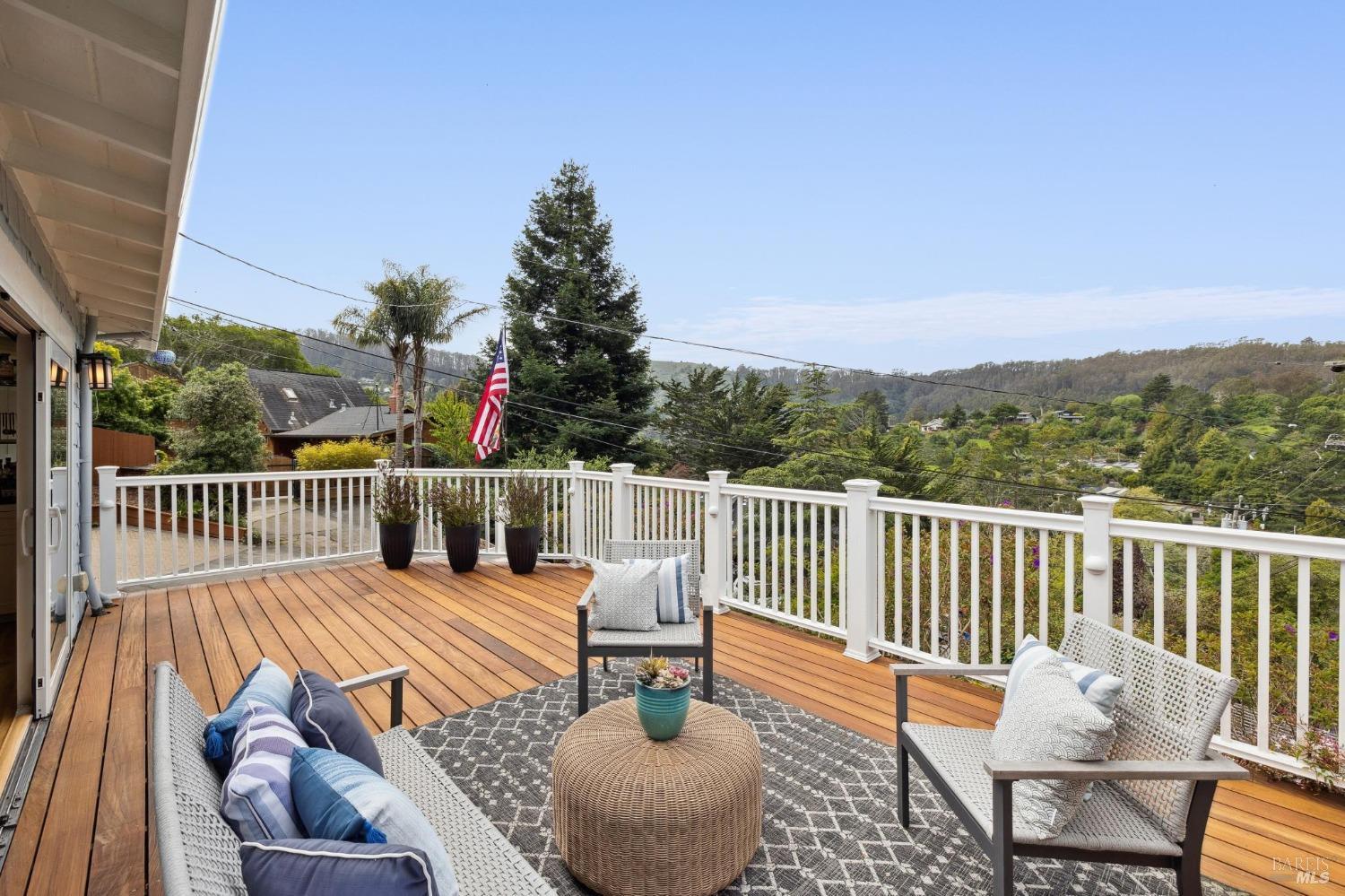 533 Pine Crest Road Mill Valley, CA 94941 - Photo 15 of 99