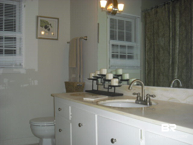 6156 Brandy Run Road South Mobile, AL 36608 - Photo 13 of 16 Spacious and nice tub w/shower.