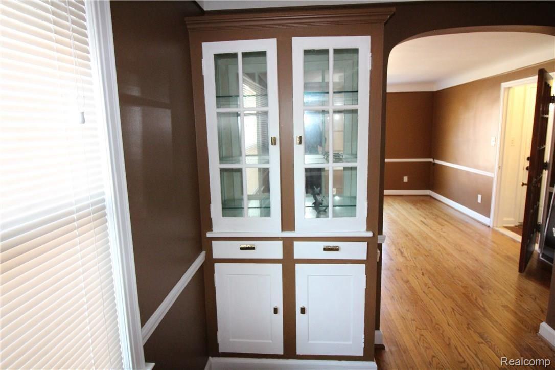15744 Camden Avenue Eastpointe, MI 48021 - Photo 60 of 65 IMG_0660.JPG