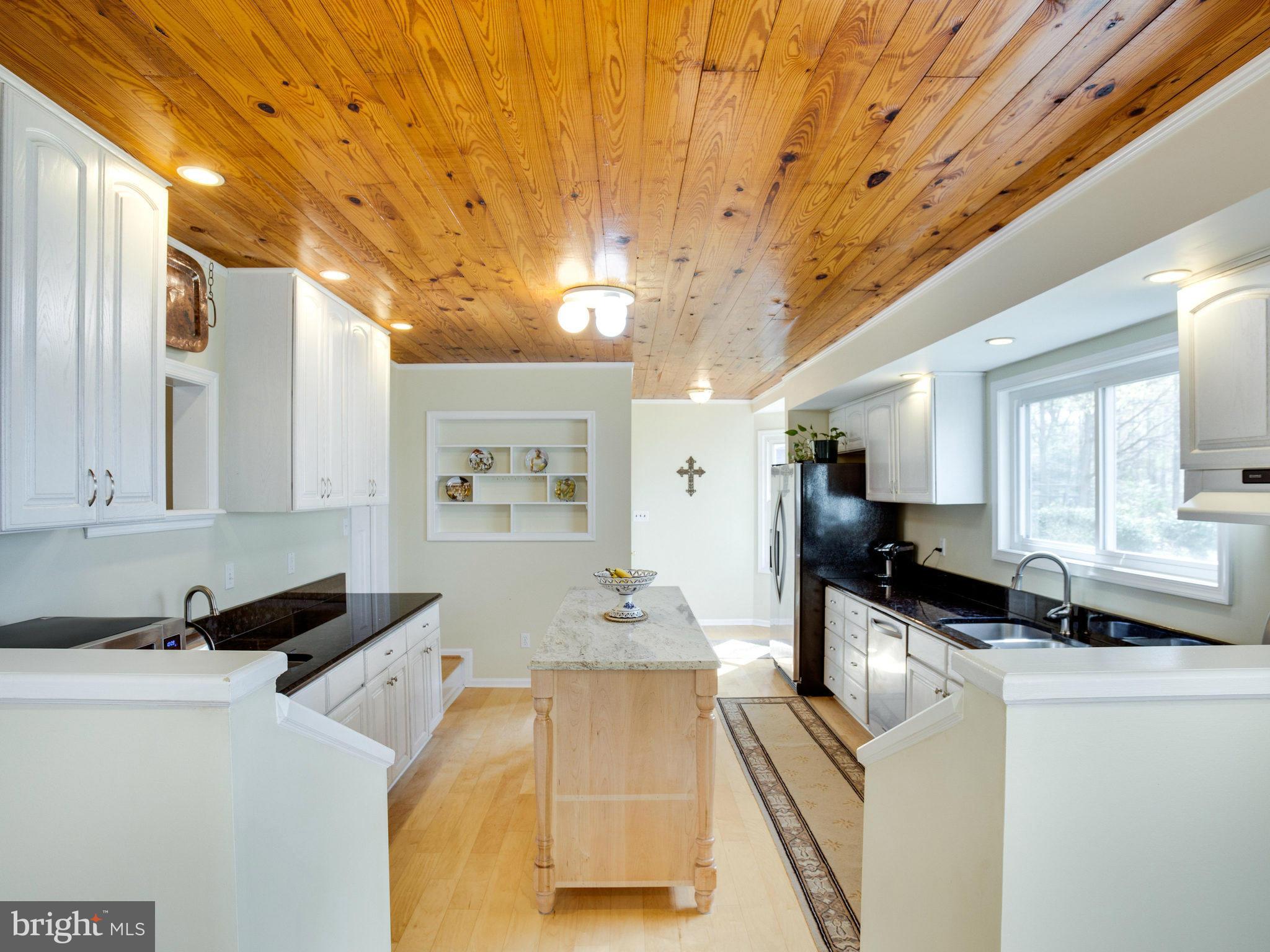 3428 Holland Cliffs Road Huntingtown, MD 20639 - Photo 7 of 28 Kitchen