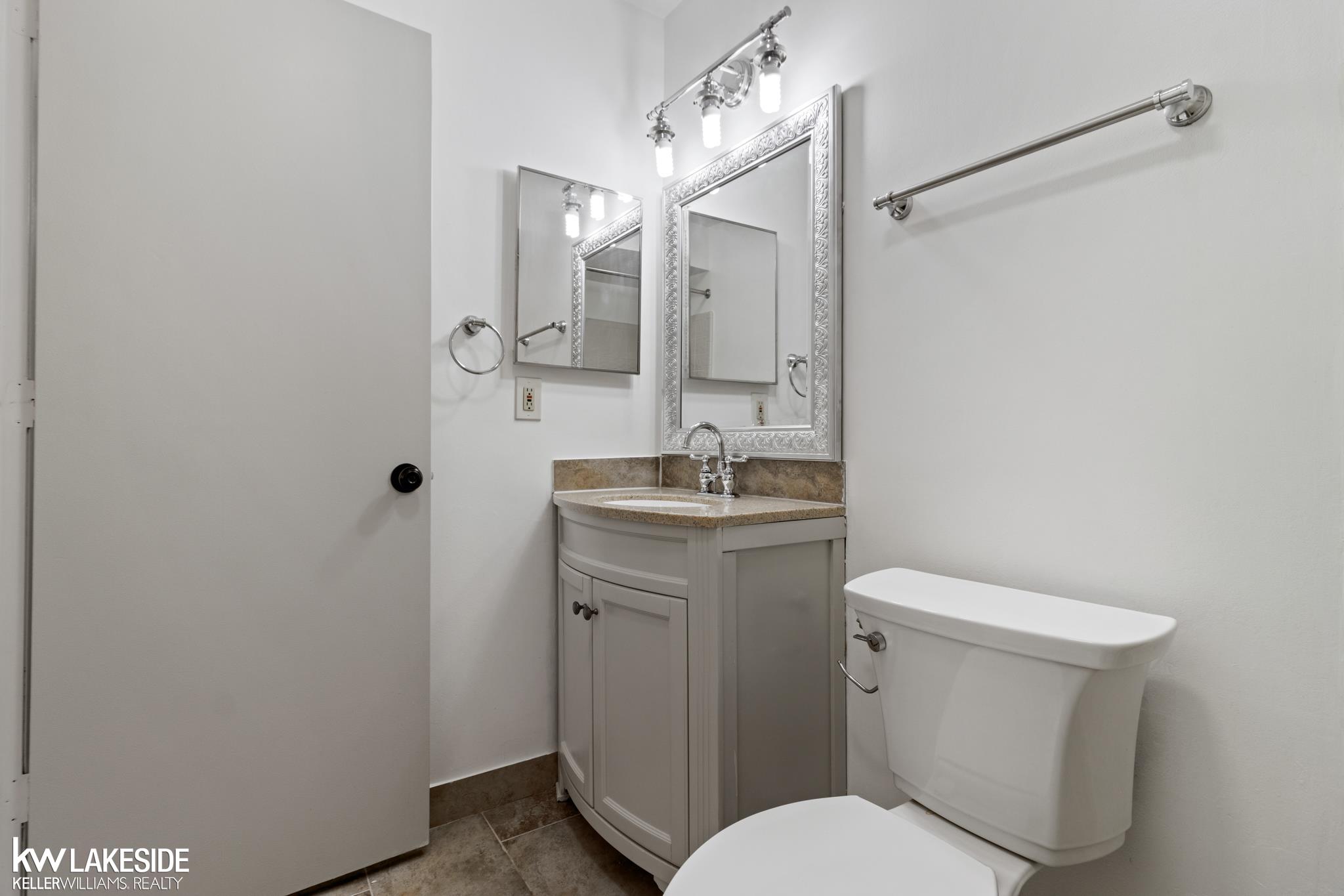 43244 Mound Road, Unit 108 Sterling Heights, MI 48314 - Photo 16 of 21