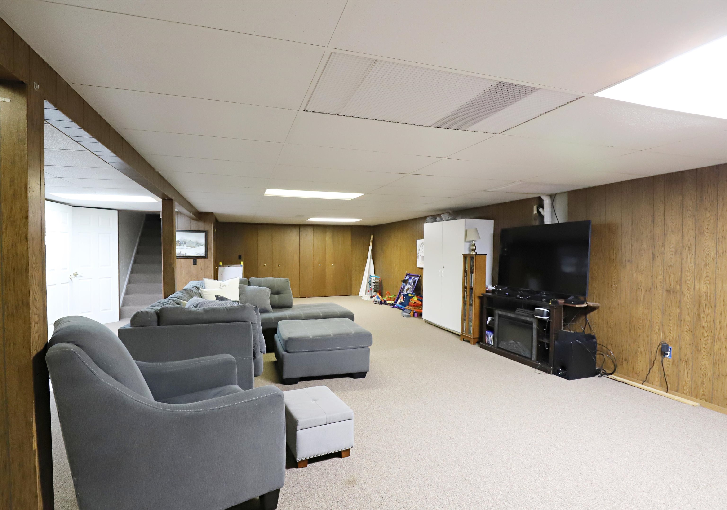 7571 East River Road Flushing, MI 48433 - Photo 22 of 37