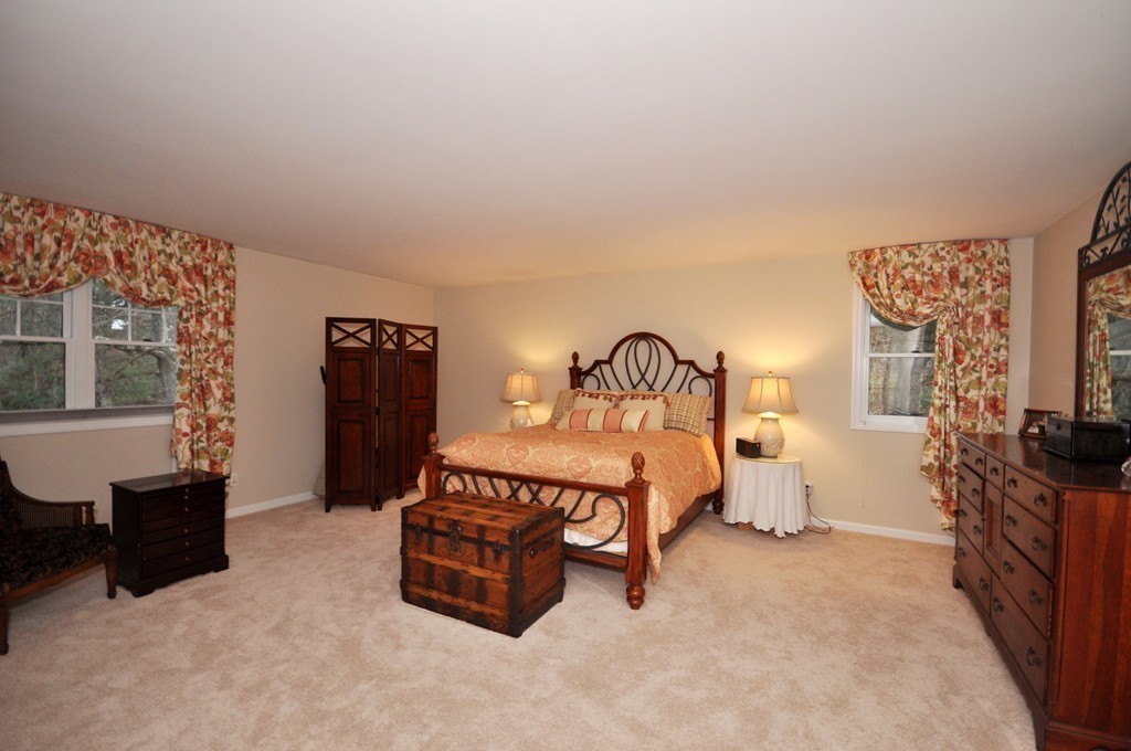 87 Taylor Road Acton, MA 01720 - Photo 19 of 30 Gallery Image 19