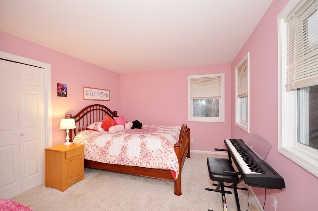 87 Taylor Road Acton, MA 01720 - Photo 24 of 30 Gallery Image 24
