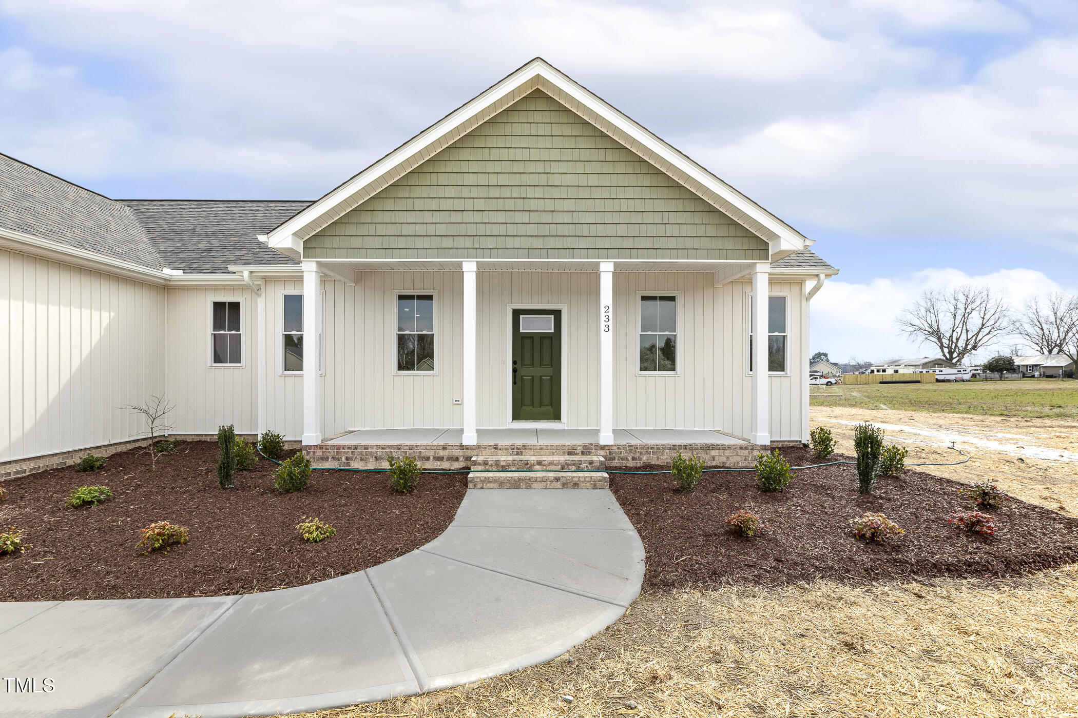 239 Surles Road Benson, NC 27504 - Photo 4 of 63 005
