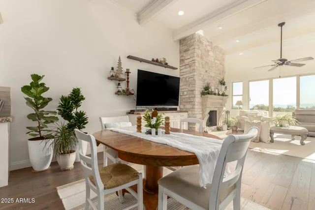 $1,215,000 | 3800 East Lincoln Drive, Unit 37, Phoenix, AZ 85018