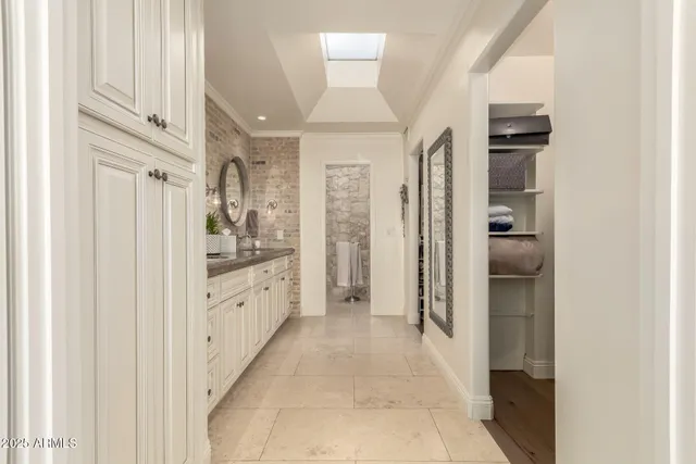 $1,215,000 | 3800 East Lincoln Drive, Unit 37, Phoenix, AZ 85018