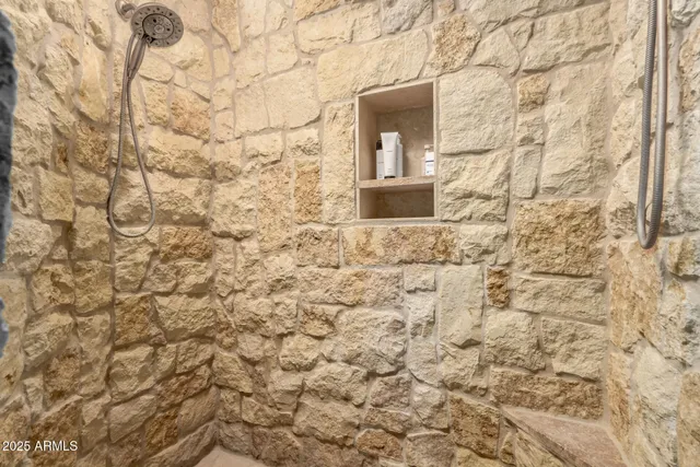 $1,215,000 | 3800 East Lincoln Drive, Unit 37, Phoenix, AZ 85018