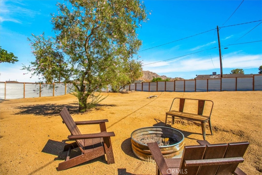 61853 Grand View Circle Joshua Tree, CA 92252 - Photo 42 of 58