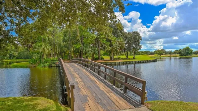 $475,000 | 7739 Whitebridge Glen, University Park, FL 34201